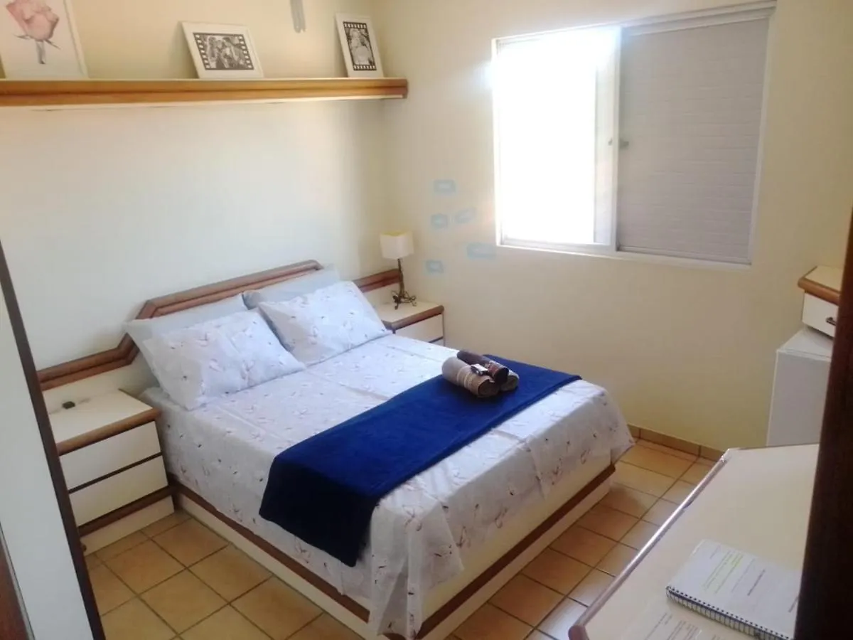 Contactos de Suite Privativa Em Apartamento Residencial